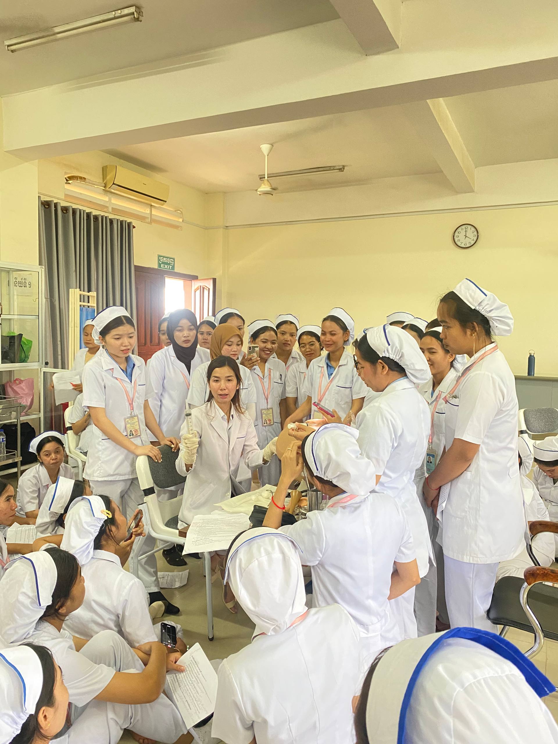 Simulation-Based Practice Activities for Associate Degree in Midwifery Students — Photo 8