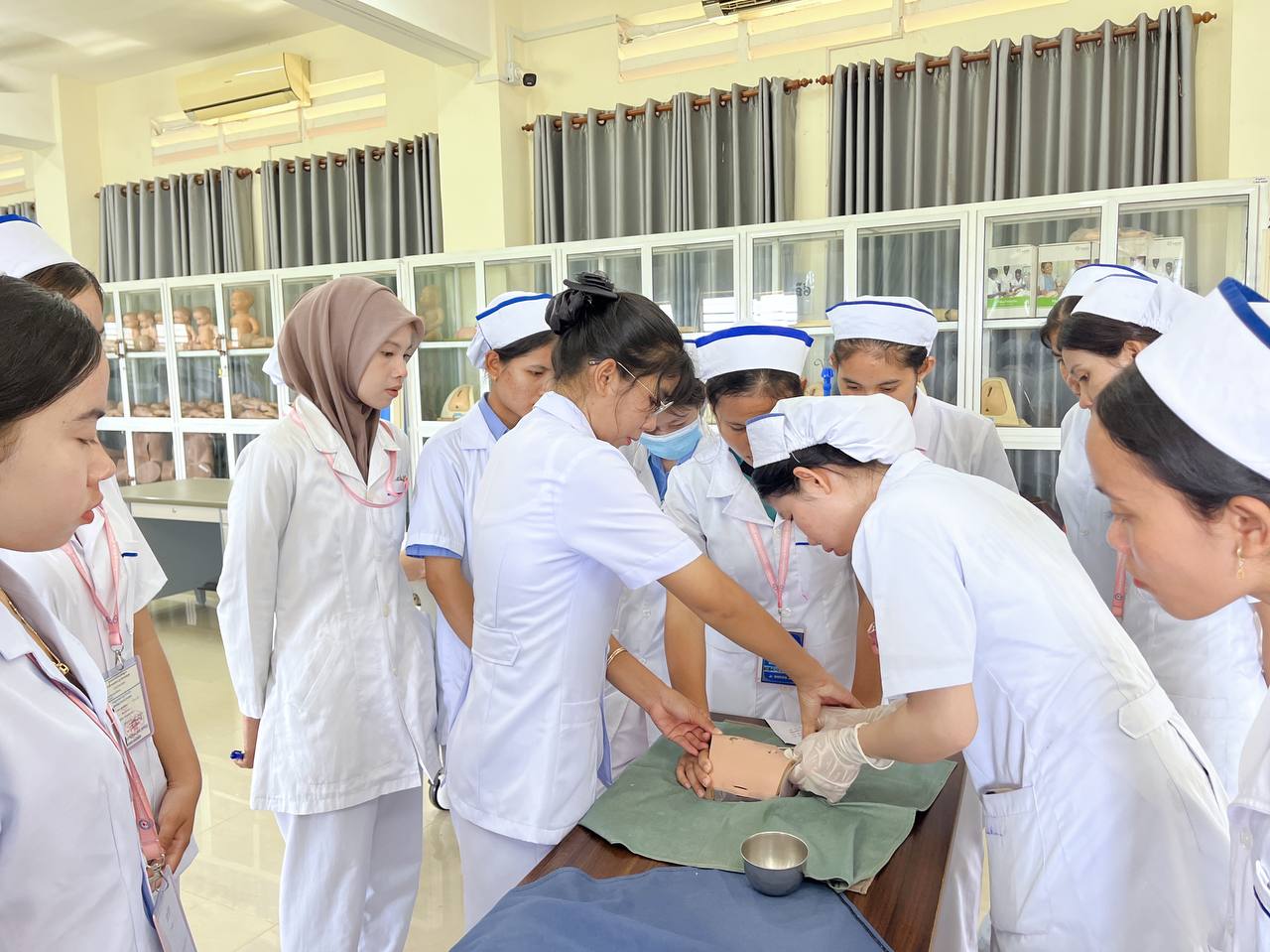 Simulation-Based Practice Activities for Associate Degree in Midwifery Students — Photo 15