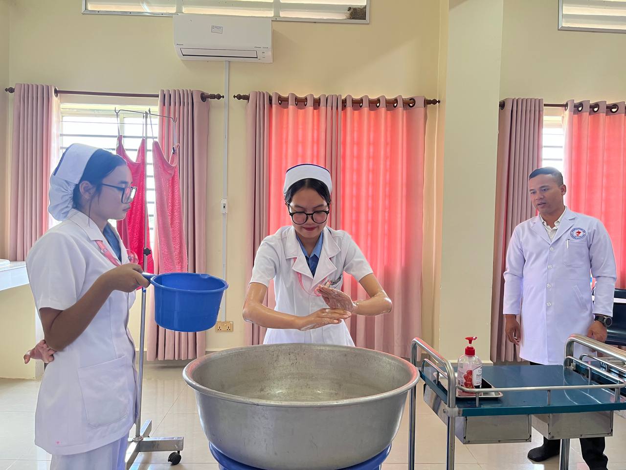 Simulation-Based Practice Activities for Associate Degree in Midwifery Students — Photo 20